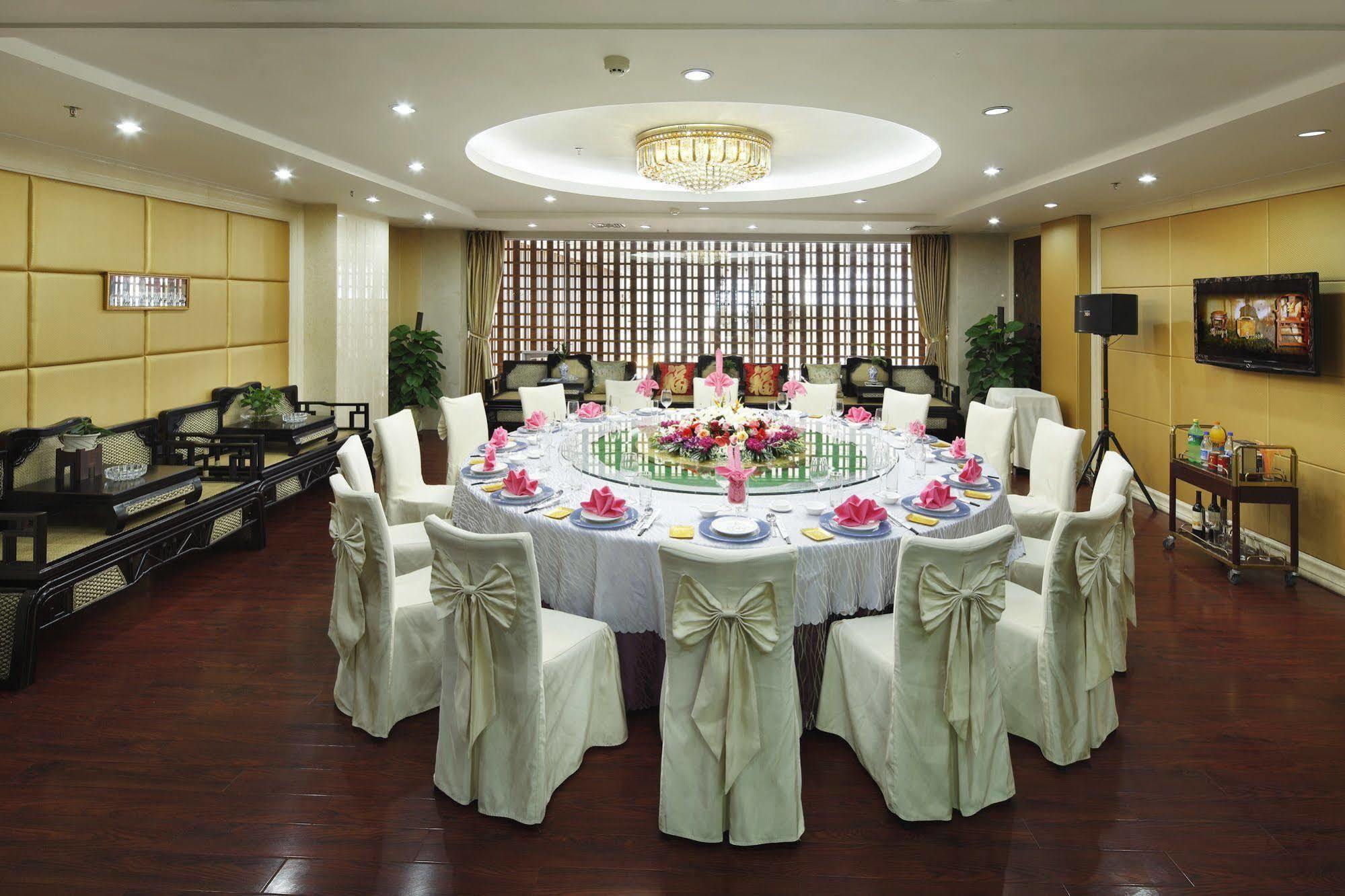 Gentle Grown Sanya Seashore Hotel Buitenkant foto